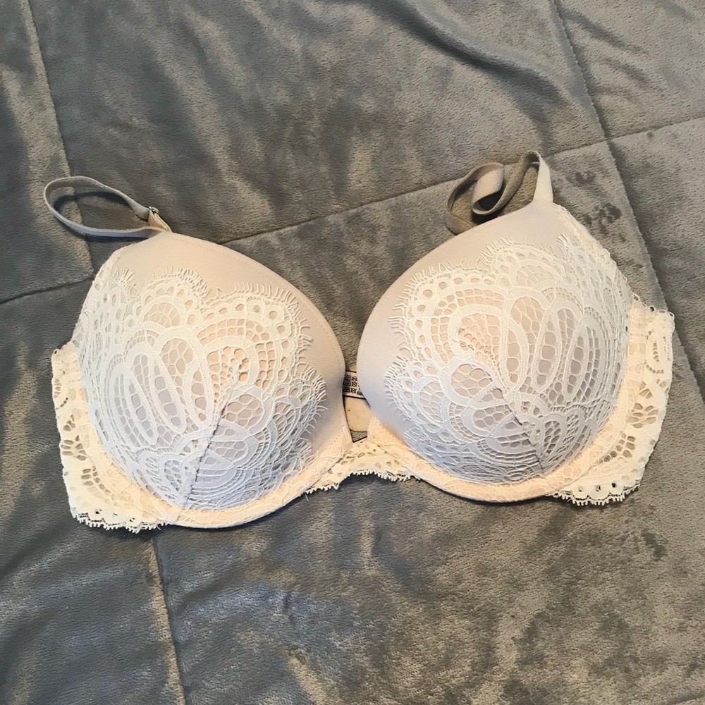 Victoria Secrets Bra